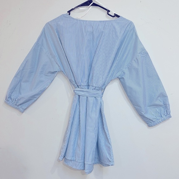 Motherhood Maternity | Blue & white striped V-neck tunic top w/sash | Si… - Picture 3 of 8